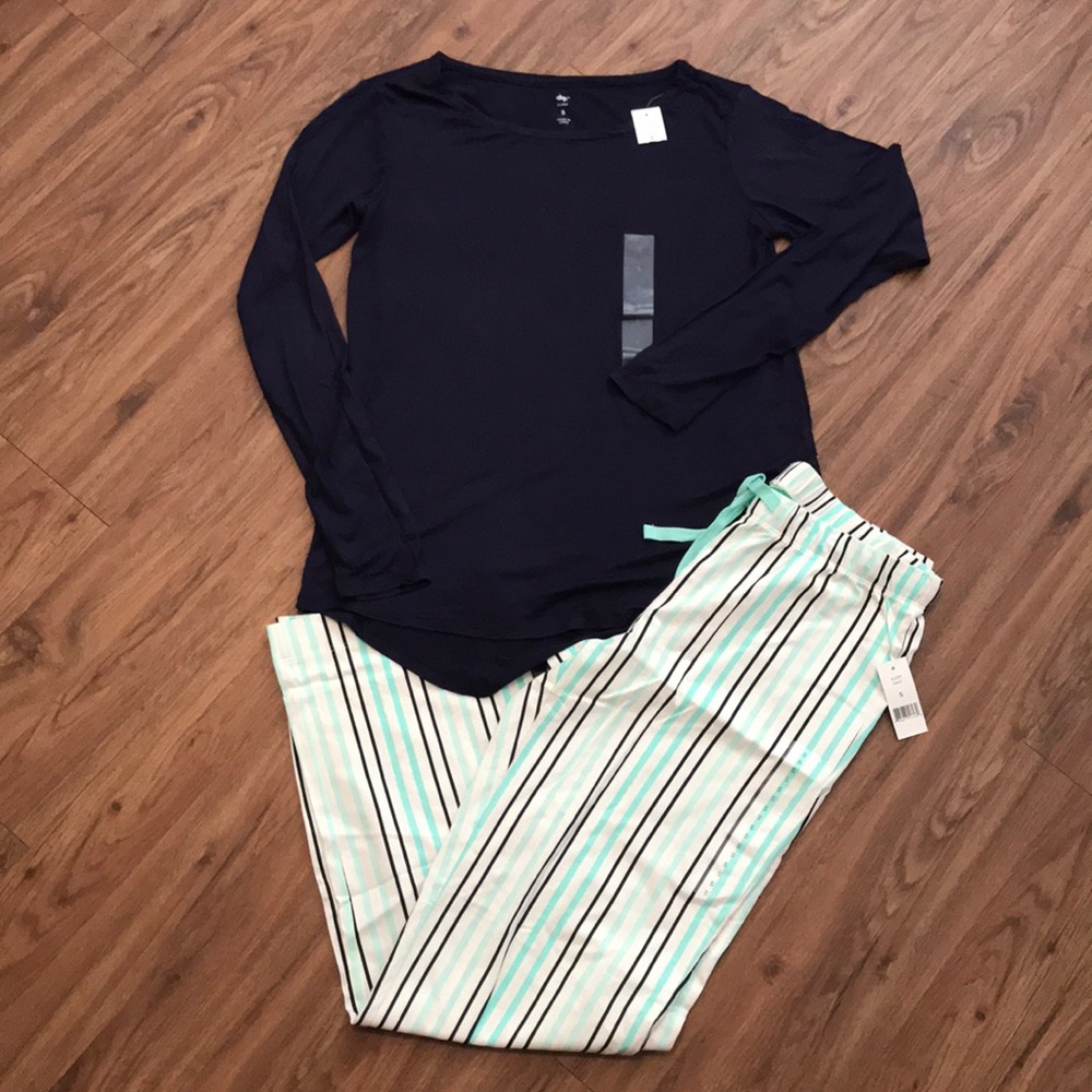 NWT DIP Long Sleeve & Pants Pajama Set SMALL